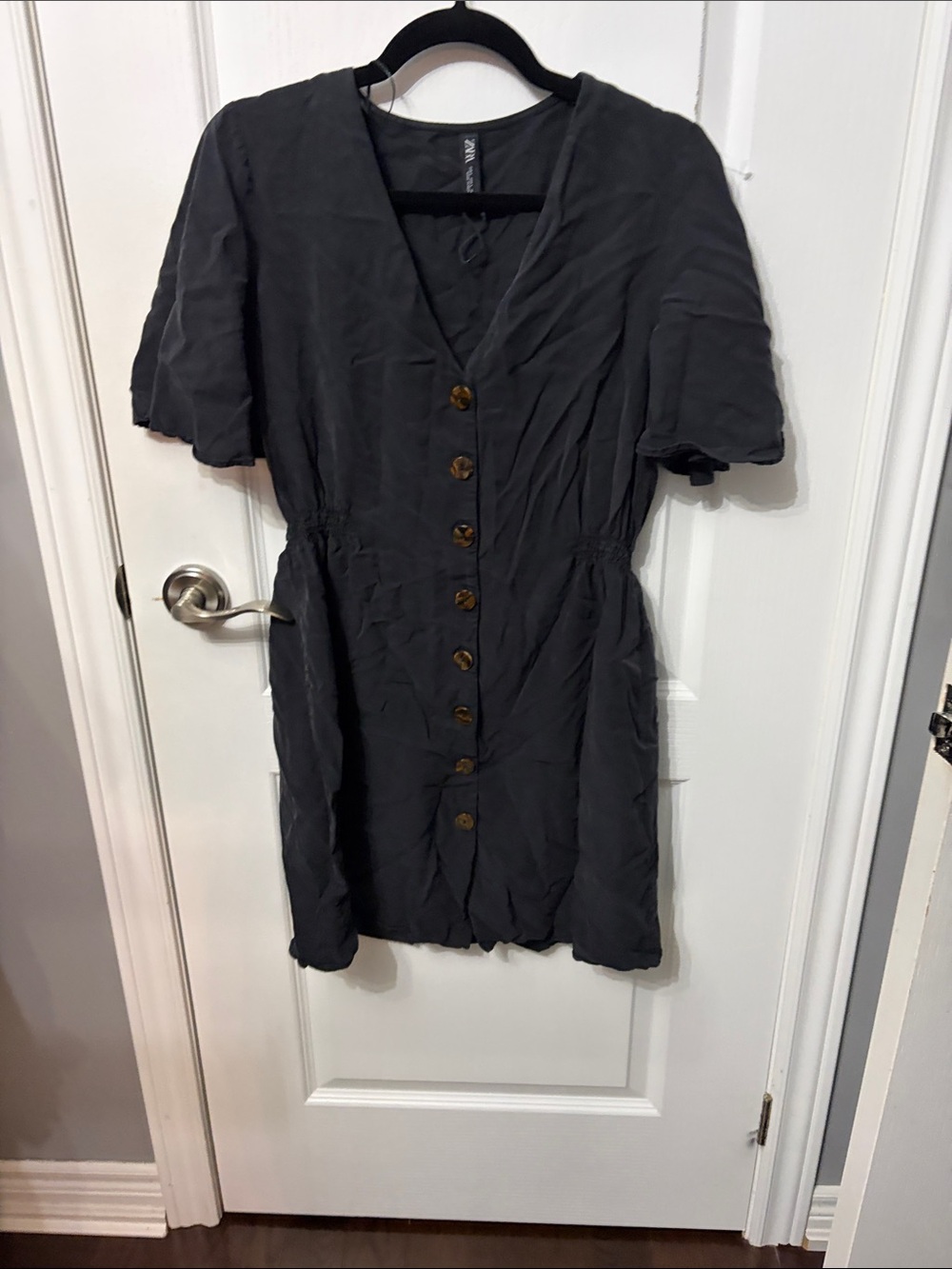 Zara V-Neck Button-Front Short Sleeve Dress - Black